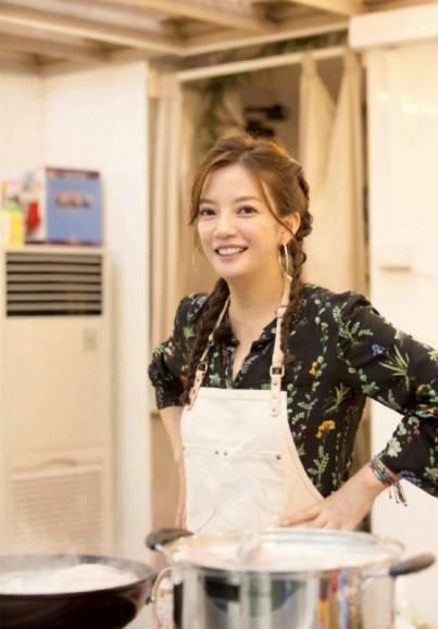 老板娘爆料赵薇视频播放,真相曝光引热议  第2张